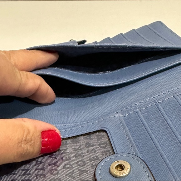 Authentic Kate Spade Wallet - Picture 9 of 12